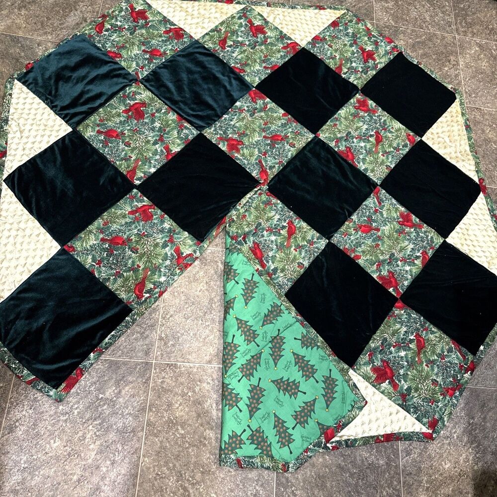 Vintage Mid-Century Cabin Christmas Farmhouse Reversible Quilted Tree Skirt 50"